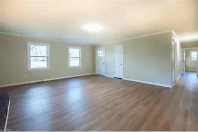 955 Lyndon Lane, Haw River, NC 27258 - Photo 5