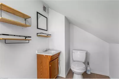 335 N Bridge Street, Jonesville, NC 28642 - Photo 27