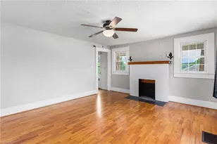 335 N Bridge St, Jonesville, NC 28642 - Photo 5