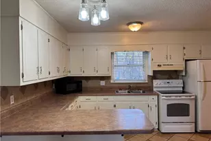 656 Hills Presbyterian Church Rd, Pilot Mountain, NC 27041 - Photo 9