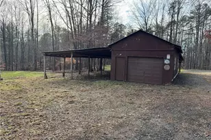 656 Hills Presbyterian Church Rd, Pilot Mountain, NC 27041 - Photo 35