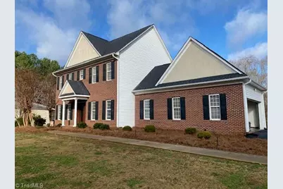 129 Walnut Avenue, Yadkinville, NC 27055 - Photo 3