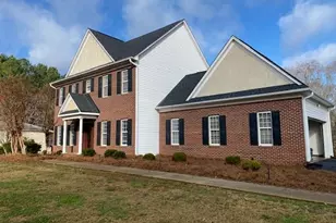 129 Walnut Ave, Yadkinville, NC 27055 - Photo 3