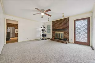 4407 Bromley Dr, Greensboro, NC 27406 - Photo 17