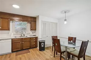 4407 Bromley Dr, Greensboro, NC 27406 - Photo 13