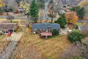 4407 Bromley Dr, Greensboro, NC 27406 - Photo 41