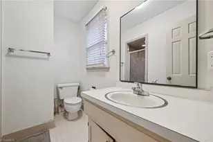 4407 Bromley Dr, Greensboro, NC 27406 - Photo 29