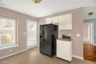 4420 Cove Cay Ln, Greensboro, NC 27410 - Photo 9