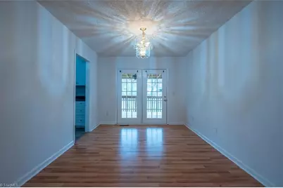 4647 Ogburn Avenue, Winston-Salem, NC 27105 - Photo 7