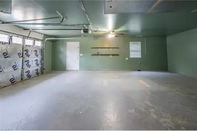 4647 Ogburn Avenue, Winston-Salem, NC 27105 - Photo 33