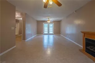 4647 Ogburn Ave, Winston-Salem, NC 27105 - Photo 21