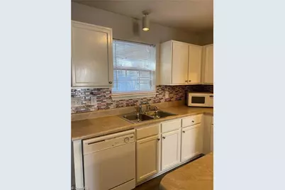 46 Ledgerstone Lane, Greensboro, NC 27407 - Photo 7