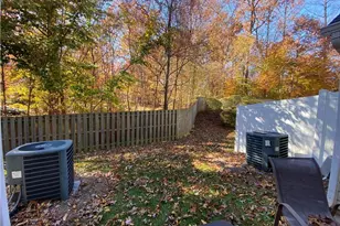 46 Ledgerstone Ln, Greensboro, NC 27407 - Photo 23