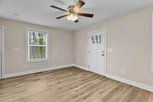 911 Cassell St, Winston-Salem, NC 27107 - Photo 7