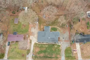 1806 Sharpe Rd, Greensboro, NC 27406 - Photo 49