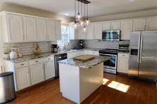 120 Valleyoak Ct, Clemmons, NC 27012 - Photo 3