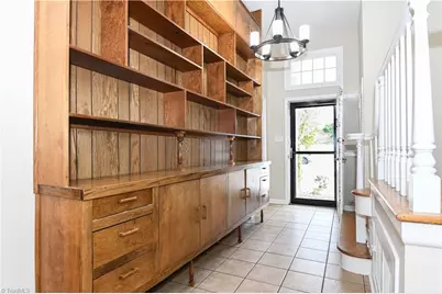 2705 Tillbrook Place, Greensboro, NC 27408 - Photo 5