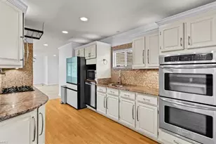 3051 Waterford Rd, Winston-Salem, NC 27106 - Photo 9