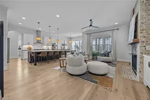 1421 Bethany Dr, Greensboro, NC 27455 - Photo 9