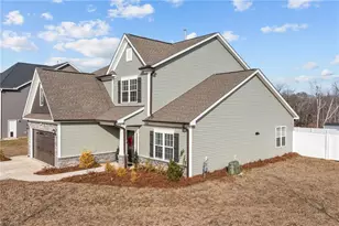 1976 Channel St, Graham, NC 27253 - Photo 3