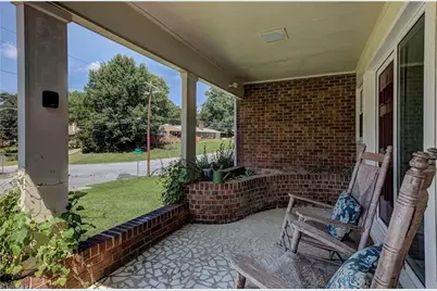 1508 Wendover Drive, High Point, NC 27262 - Photo 9