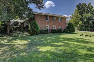 1508 Wendover Dr, High Point, NC 27262 - Photo 13