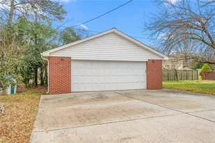 514 Country Club Dr, Burlington, NC 27215 - Photo 13