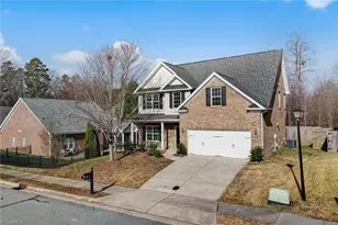 628 Woodlake Park Dr, Kernersville, NC 27284 - Photo 3