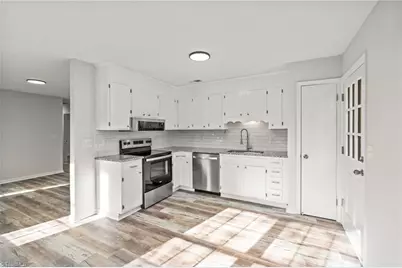 4811 Chaucer Drive, Greensboro, NC 27407 - Photo 13