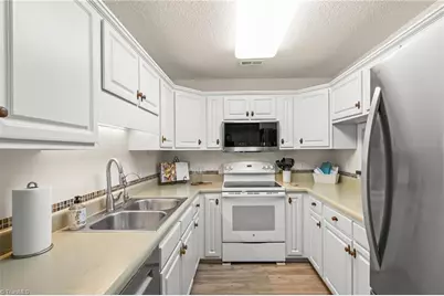 166 Wyndham Court, High Point, NC 27265 - Photo 11