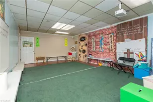 22 S Talbert Blvd, Lexington, NC 27292 - Photo 9