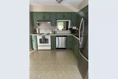 917 Shelby Drive #D, Greensboro, NC 27409 - Photo 3