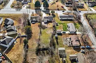 303 E Vandalia Rd, Greensboro, NC 27406 - Photo 29