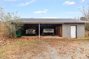 2552 Old US Hwy 52 S, Pilot Mountain, NC 27041 - Photo 29