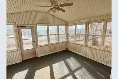 2552 Old US Highway 52 S, Pilot Mountain, NC 27041 - Photo 25