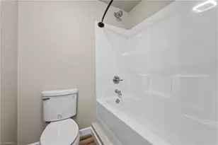 4100 Presbyterian Rd, Greensboro, NC 27406 - Photo 33