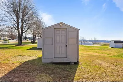 4278 Nc Highway 89 E, Walnut Cove, NC 27052 - Photo 27