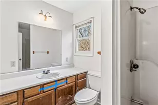 2126 Chestnut St, High Point, NC 27262 - Photo 47