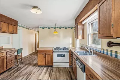 2126 Chestnut Street, High Point, NC 27262 - Photo 19