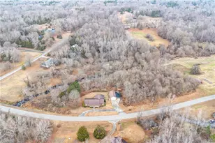 2126 Chestnut St, High Point, NC 27262 - Photo 3