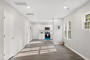 2521 Greenway Ave, Winston-Salem, NC 27105 - Photo 7