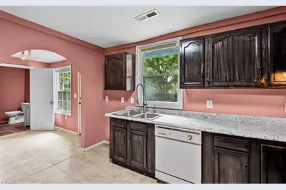 1224 Downing Street, High Point, NC 27260 - Photo 25