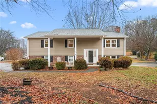 4608 Sun Valley Ln, Kernersville, NC 27284 - Photo 3