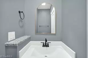 2410 Glenn Ave, Winston-Salem, NC 27105 - Photo 19