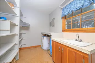 6070 Blue Bonnet Ln, Winston-Salem, NC 27103 - Photo 27