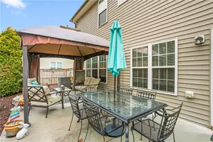 2919 Victoria Falls Dr, Burlington, NC 27215 - Photo 45