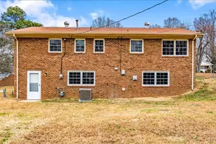 2107 Carpenter St, Greensboro, NC 27403 - Photo 33