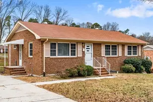 2107 Carpenter St, Greensboro, NC 27403 - Photo 3