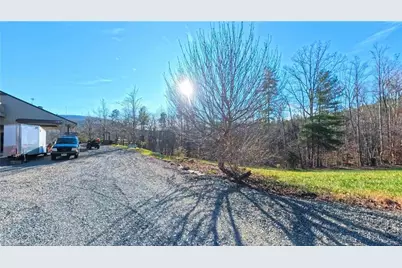 1566 Thore Road, Pinnacle, NC 27043 - Photo 9