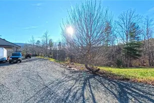 1566 Thore Rd, Pinnacle, NC 27043 - Photo 9